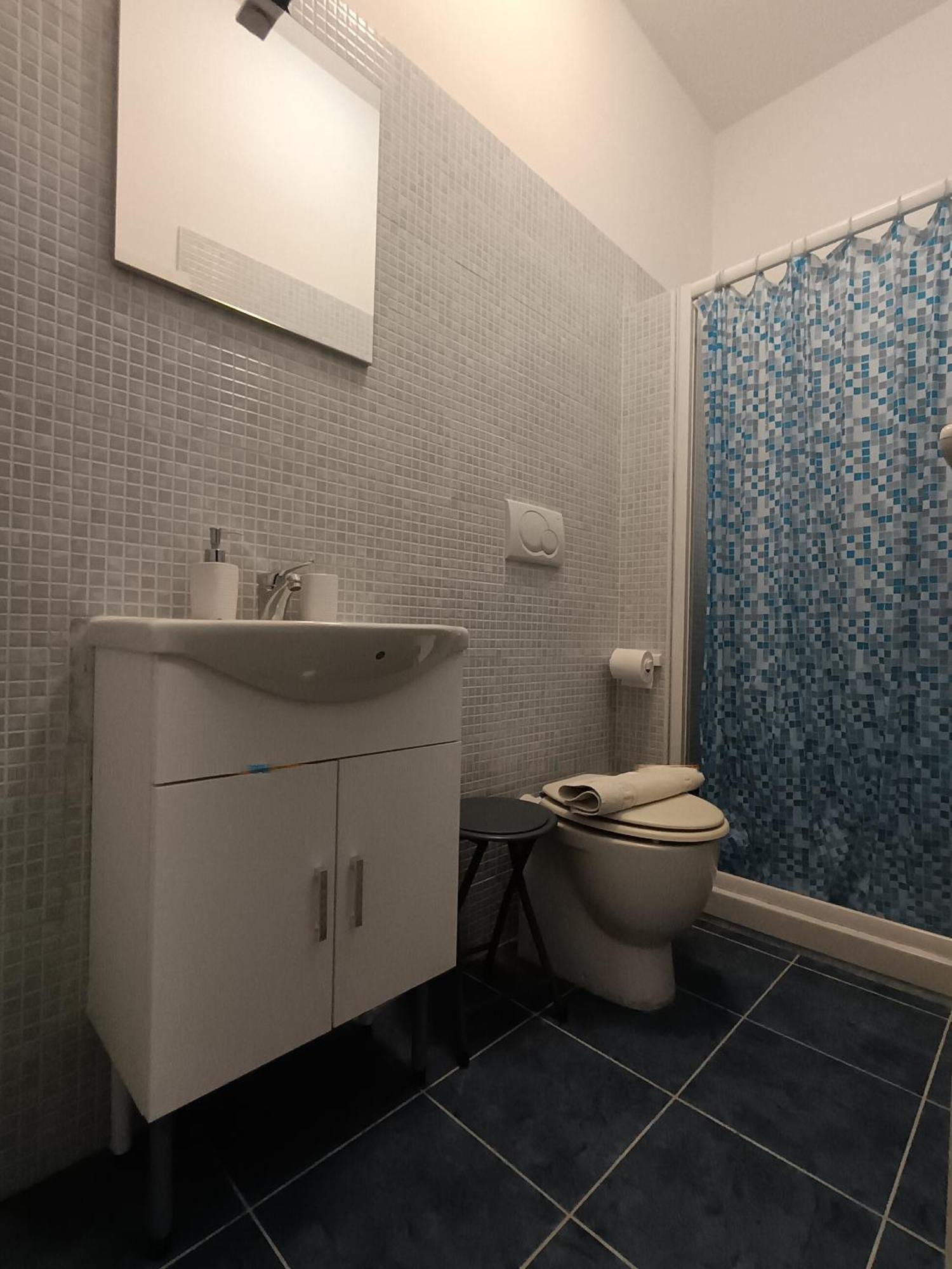 Adriatic Room 50 M Dalla Stazione Ferroviaria Di Ciampino E Dalla Navetta Aeroportuale Kültér fotó